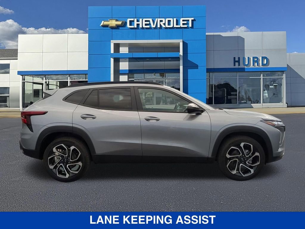 New 2026 Chevrolet Trax RS w/ Driver Confidence Package image 3