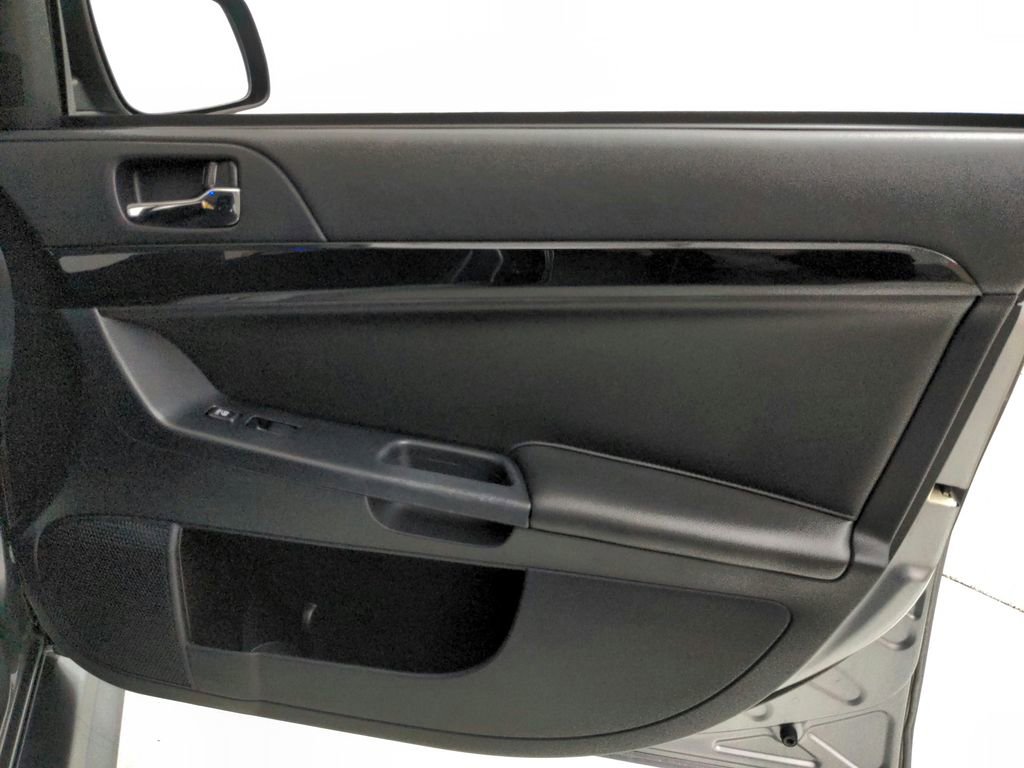 Used 2014 Mitsubishi Lancer Evolution MR image 23