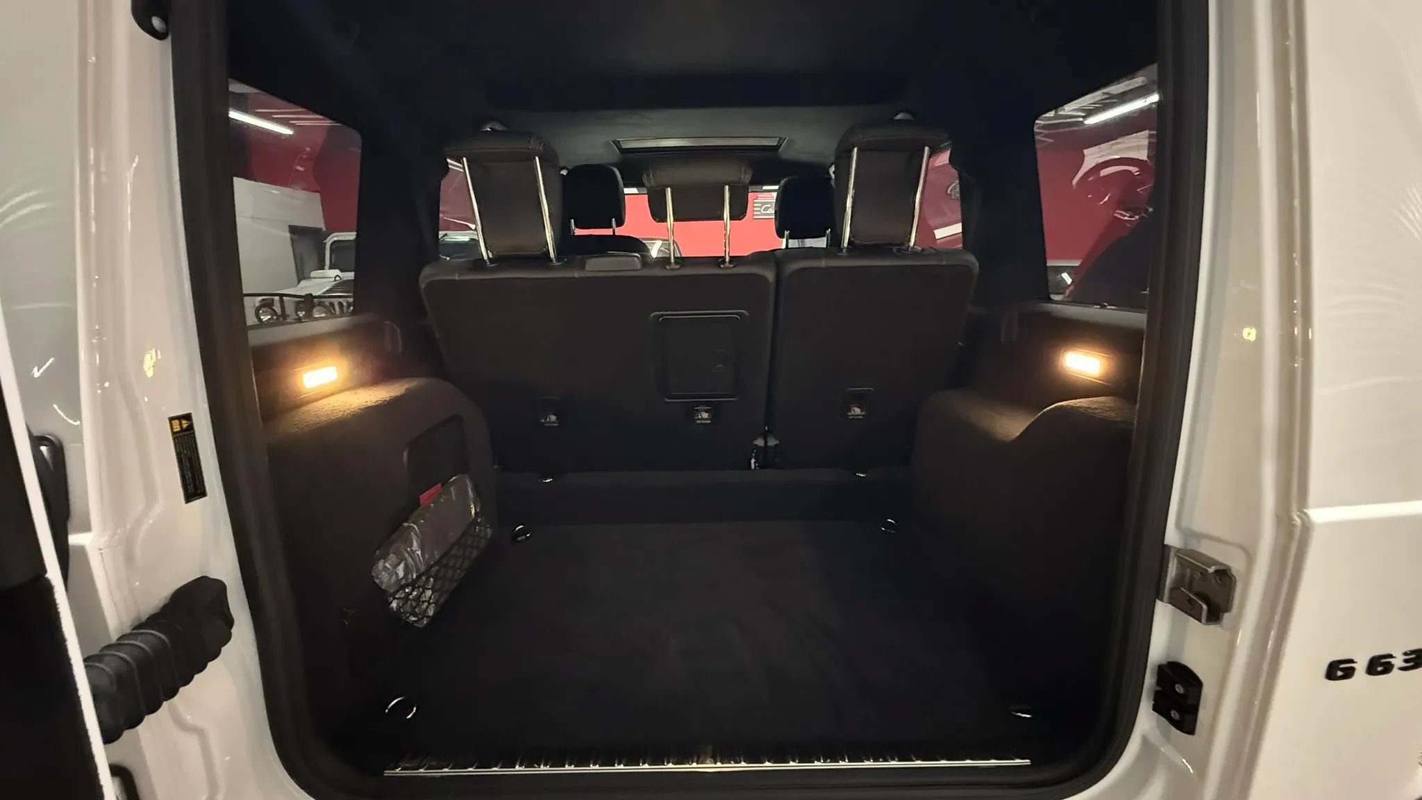 Used 2024 Mercedes-Benz G 63 AMG 4MATIC w/ AMG Night Package Plus image 17