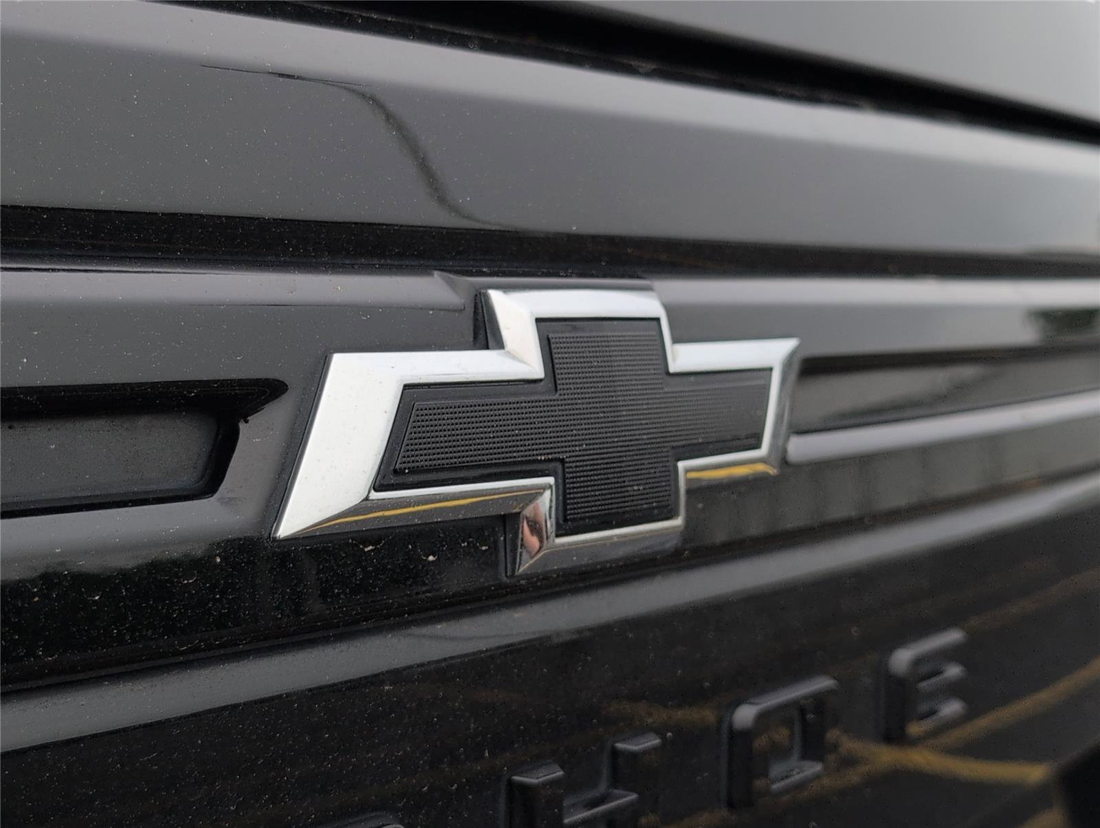 Used 2023 Chevrolet Tahoe RST w/ Luxury Package AWD/4WD image 37