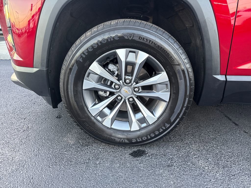 Used 2025 Chevrolet Equinox LT image 30