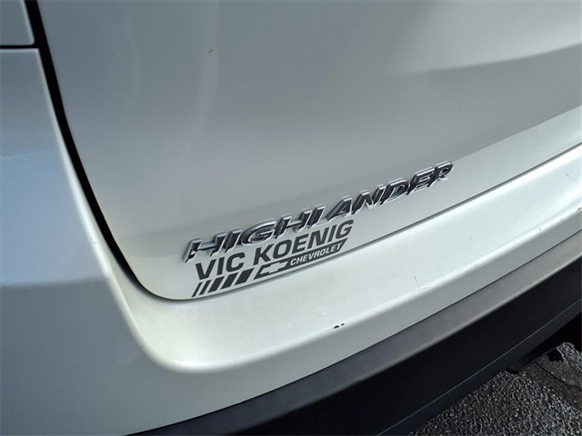 Used 2019 Toyota Highlander XLE image 21