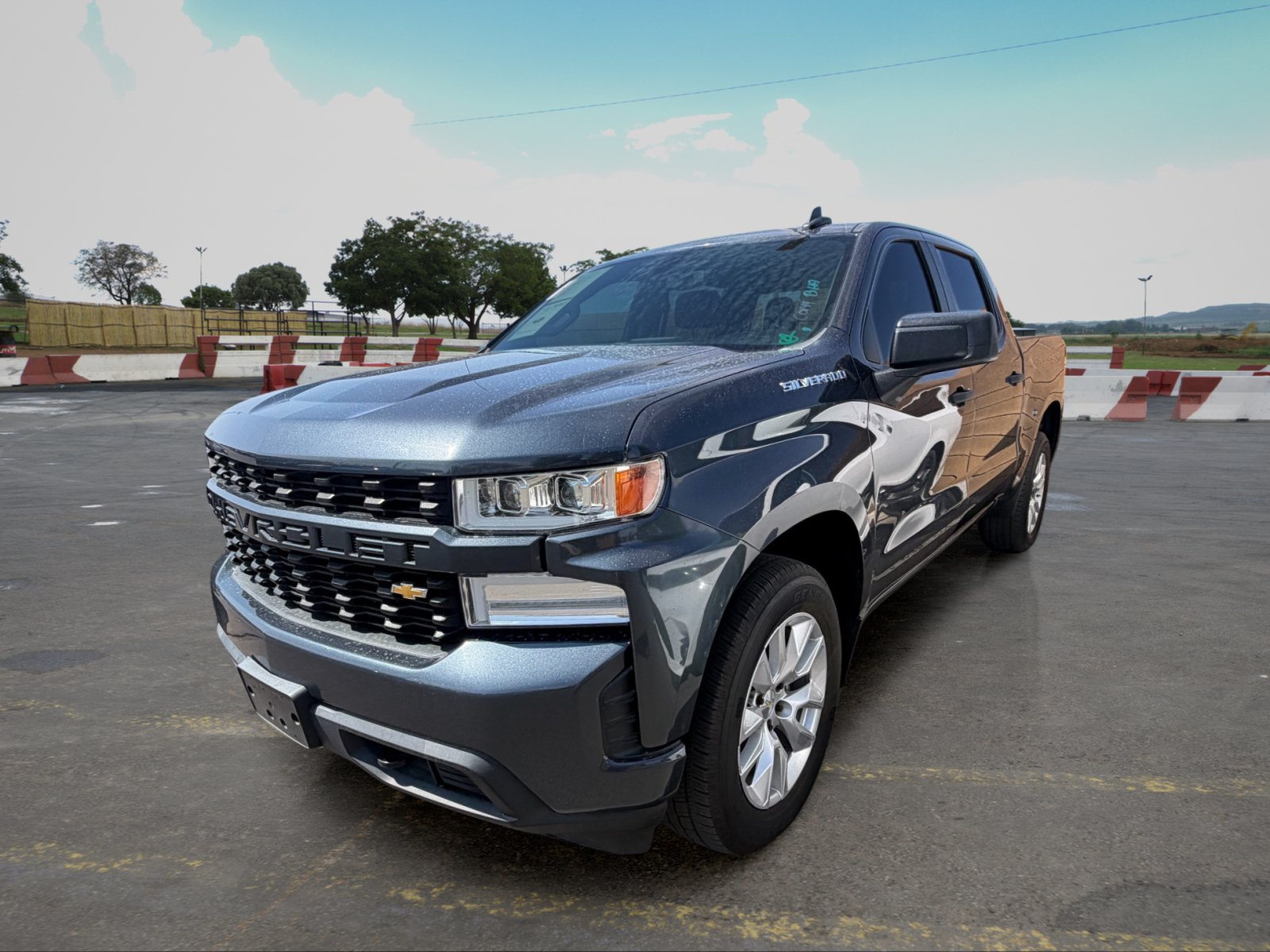 Used 2021 Chevrolet Silverado 1500 Custom RWD image 4