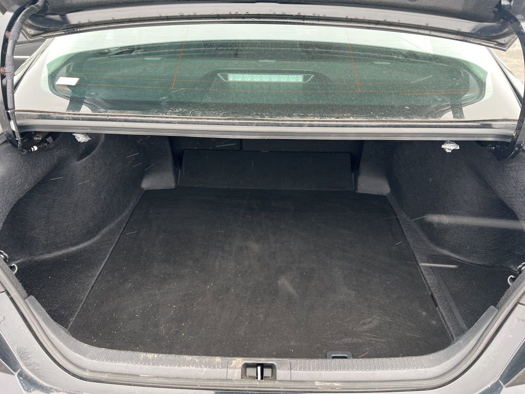 Used 2025 Toyota Camry LE image 28