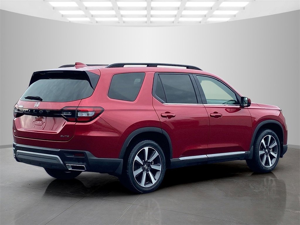 Used 2023 Honda Pilot Elite image 7