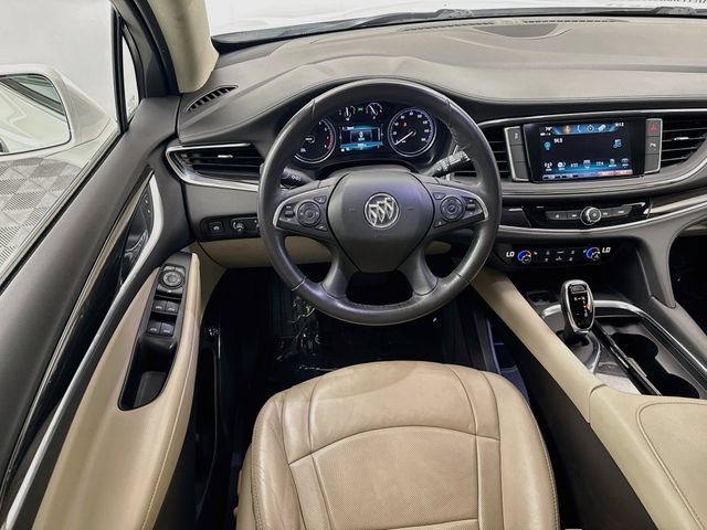 Used 2018 Buick Enclave Essence FWD image 21