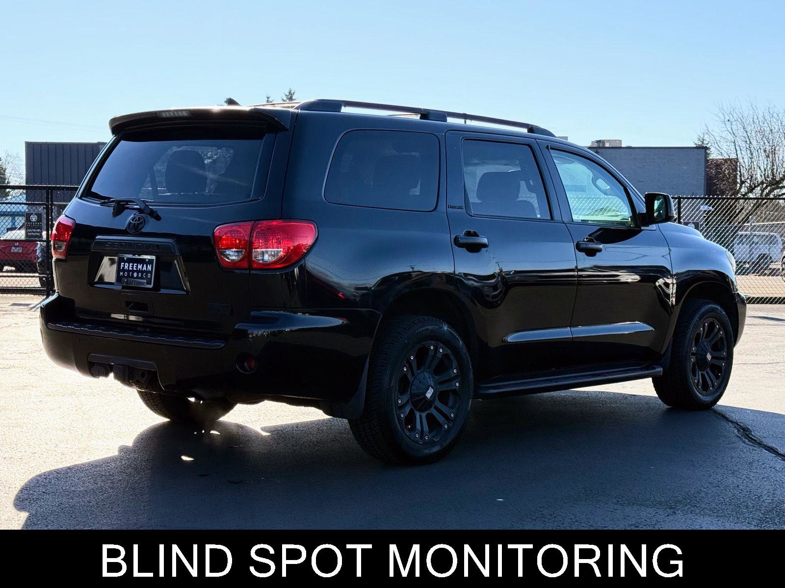 Used 2012 Toyota Sequoia Platinum image 6