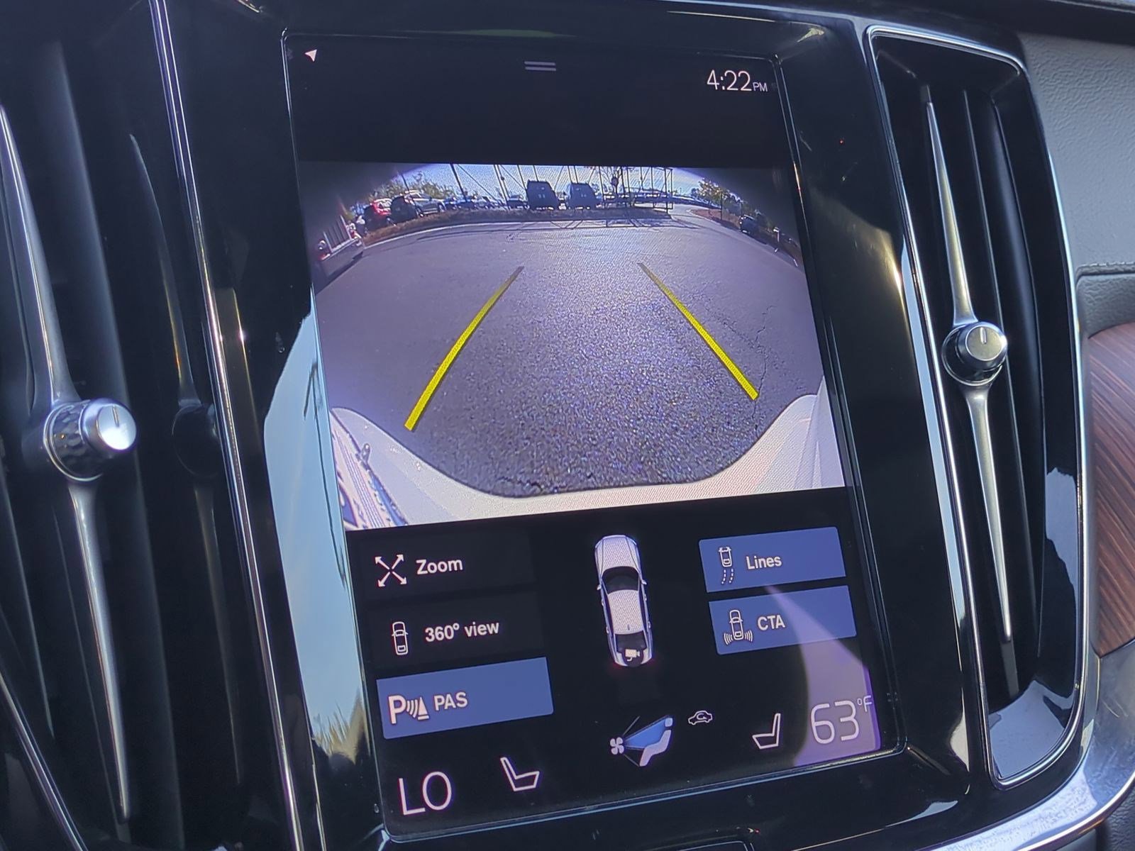 Used 2021 Volvo S60 T5 Inscription image 24