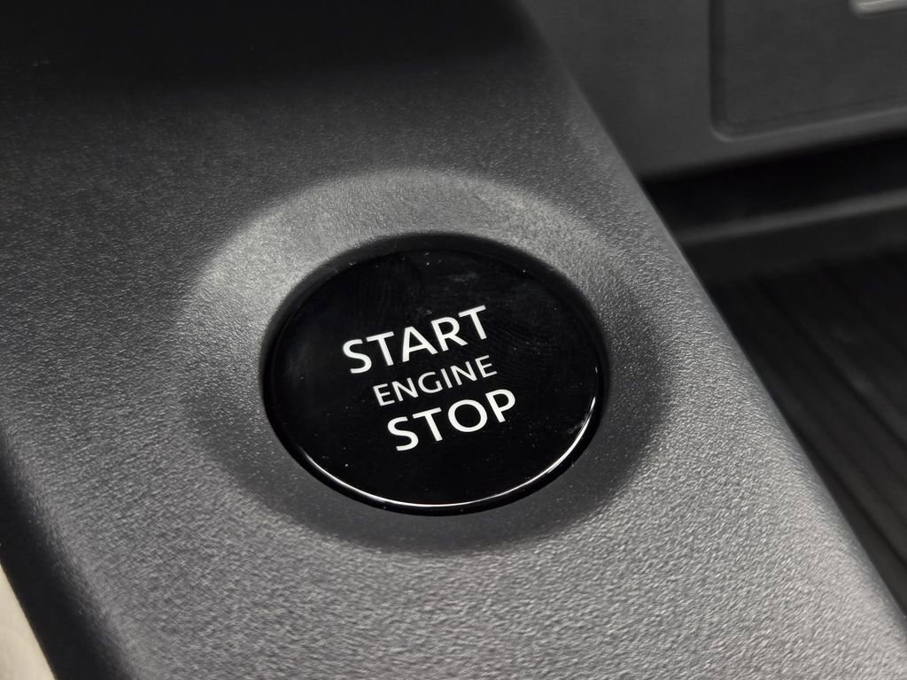 New 2026 Nissan Sentra SL FWD image 27