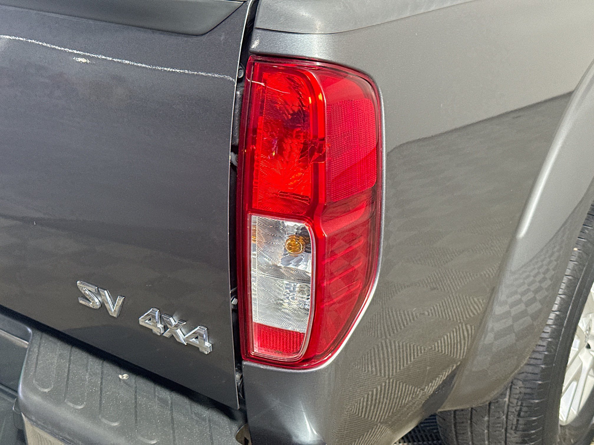 Used 2017 Nissan Frontier SV AWD/4WD image 32