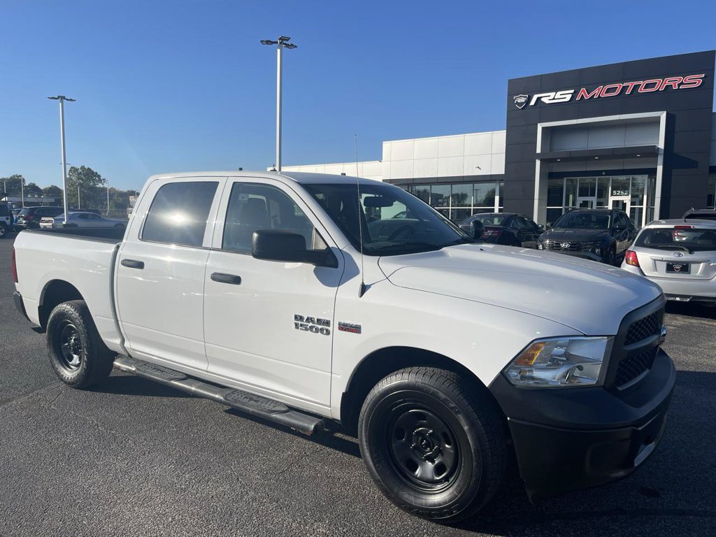 Used 2018 RAM 1500 4x4 Crew Cab