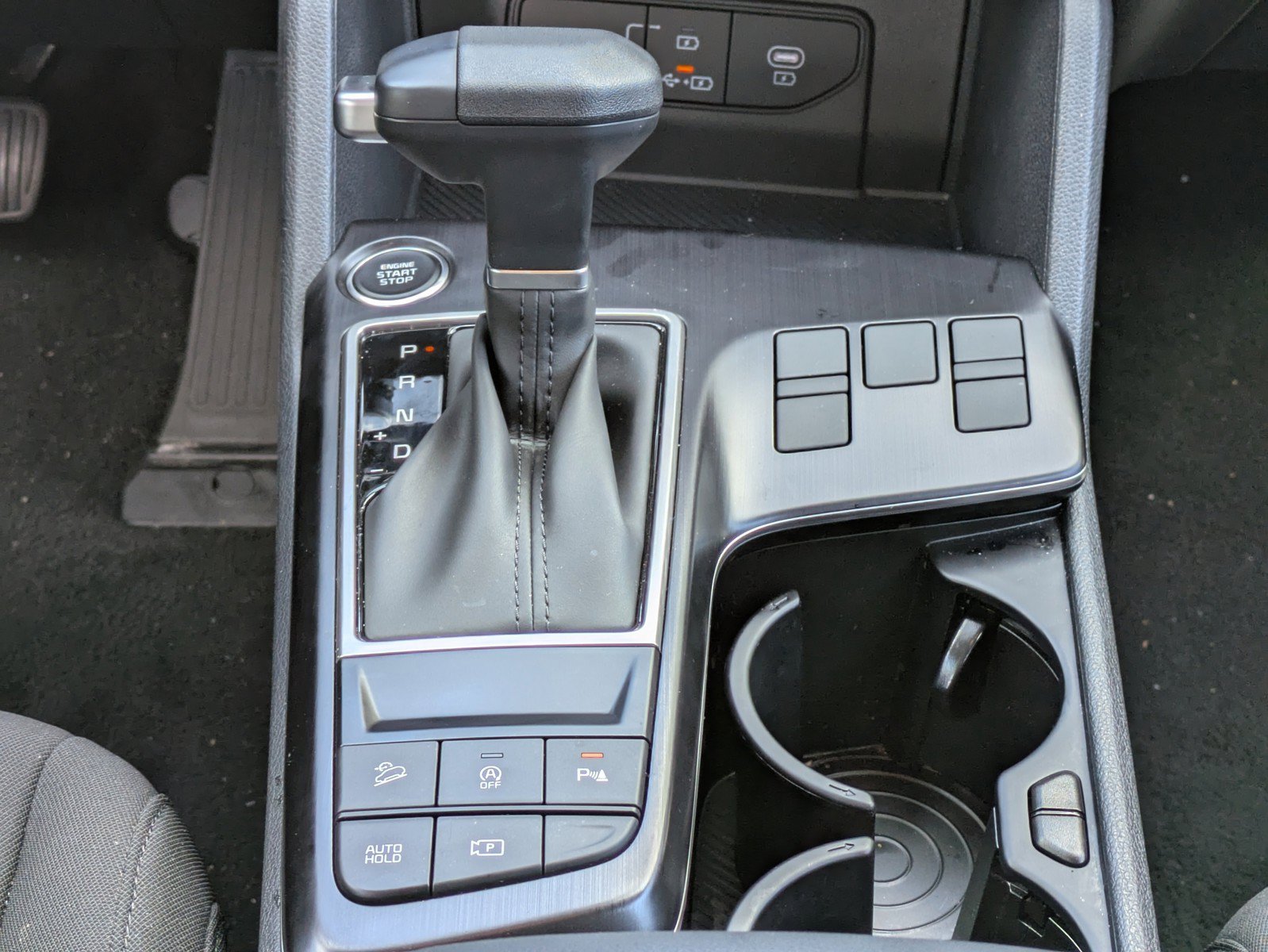 Certified 2026 Kia Sportage LX FWD image 16