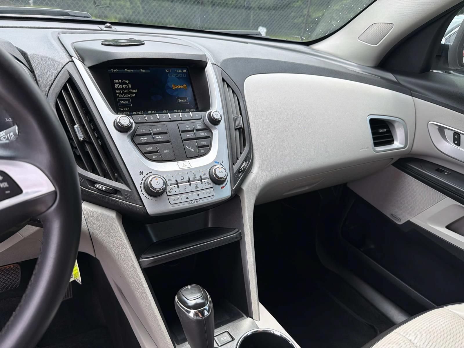 Used 2016 Chevrolet Equinox LTZ w/ Enhanced Convenience Package FWD image 29