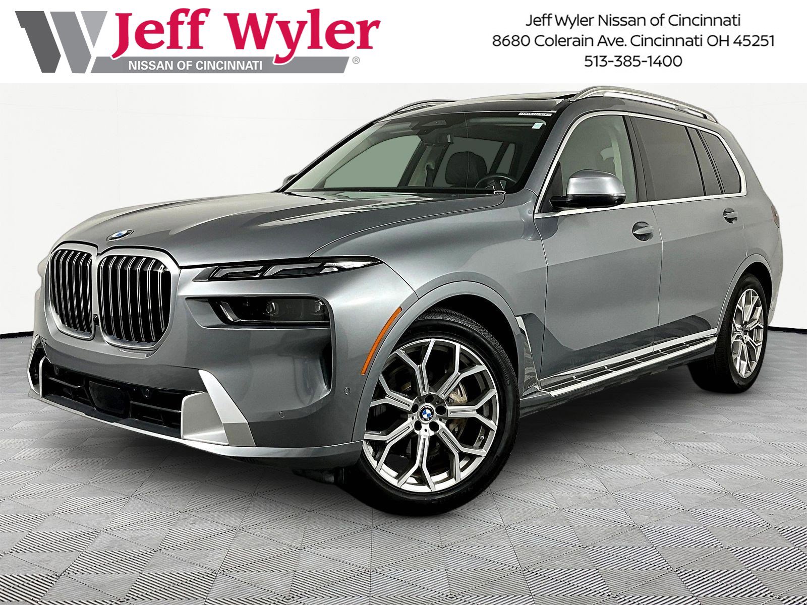 Used 2024 BMW X7 xDrive40i AWD/4WD image 1