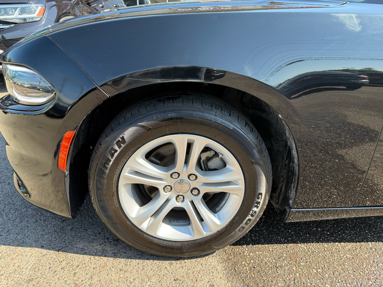 Used 2022 Dodge Charger SXT image 11