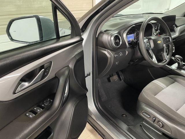 Used 2023 Chevrolet Blazer LT w/ Driver Confidence Package AWD/4WD image 10