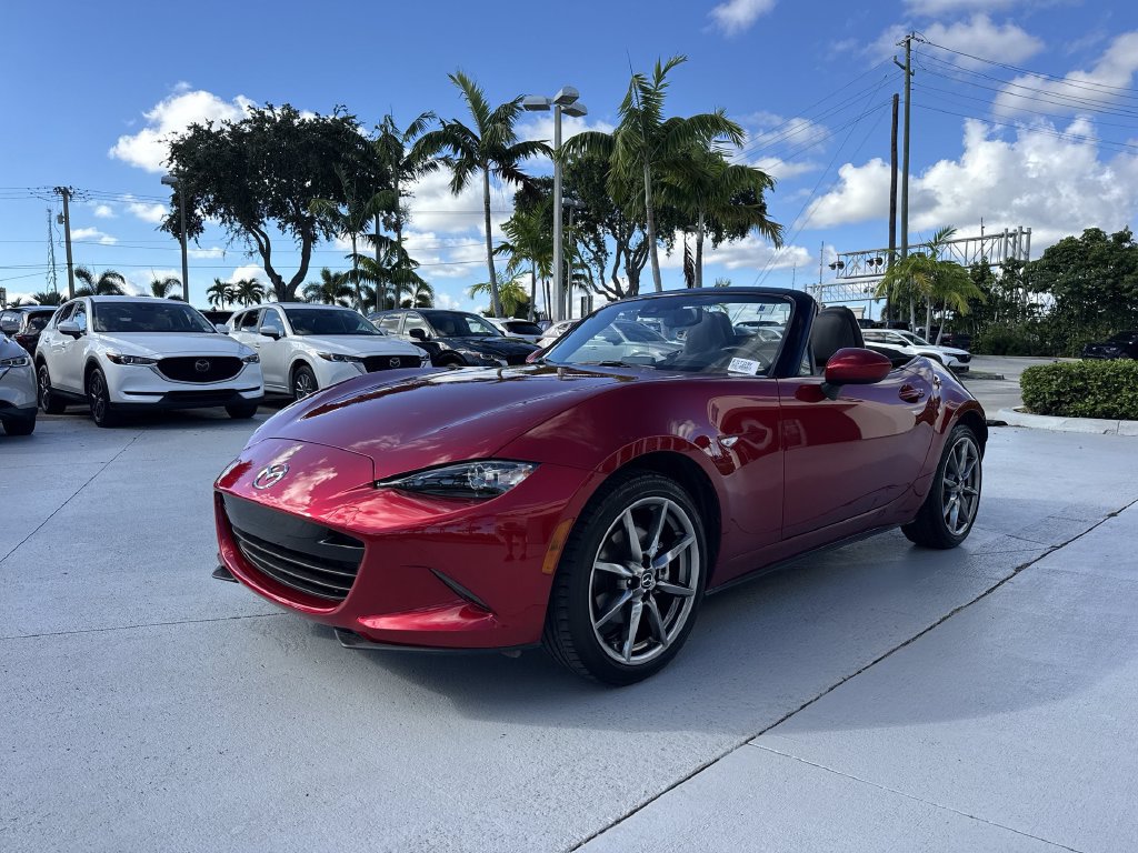 Used 2023 MAZDA MX-5 Miata Grand Touring w/ Weather Package RWD image 28