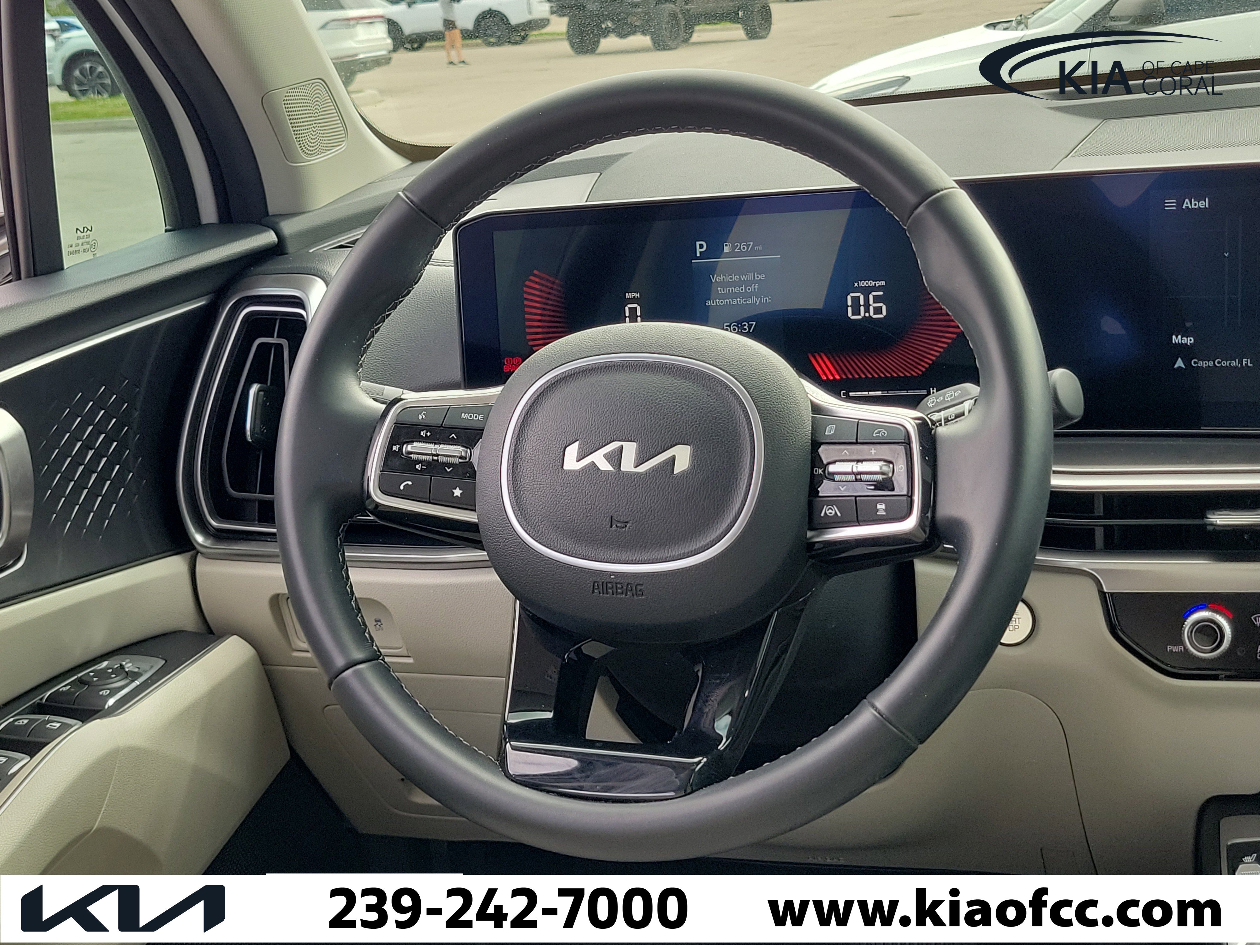 Used 2025 Kia Sorento S w/ Panoramic Sunroof Package FWD image 17