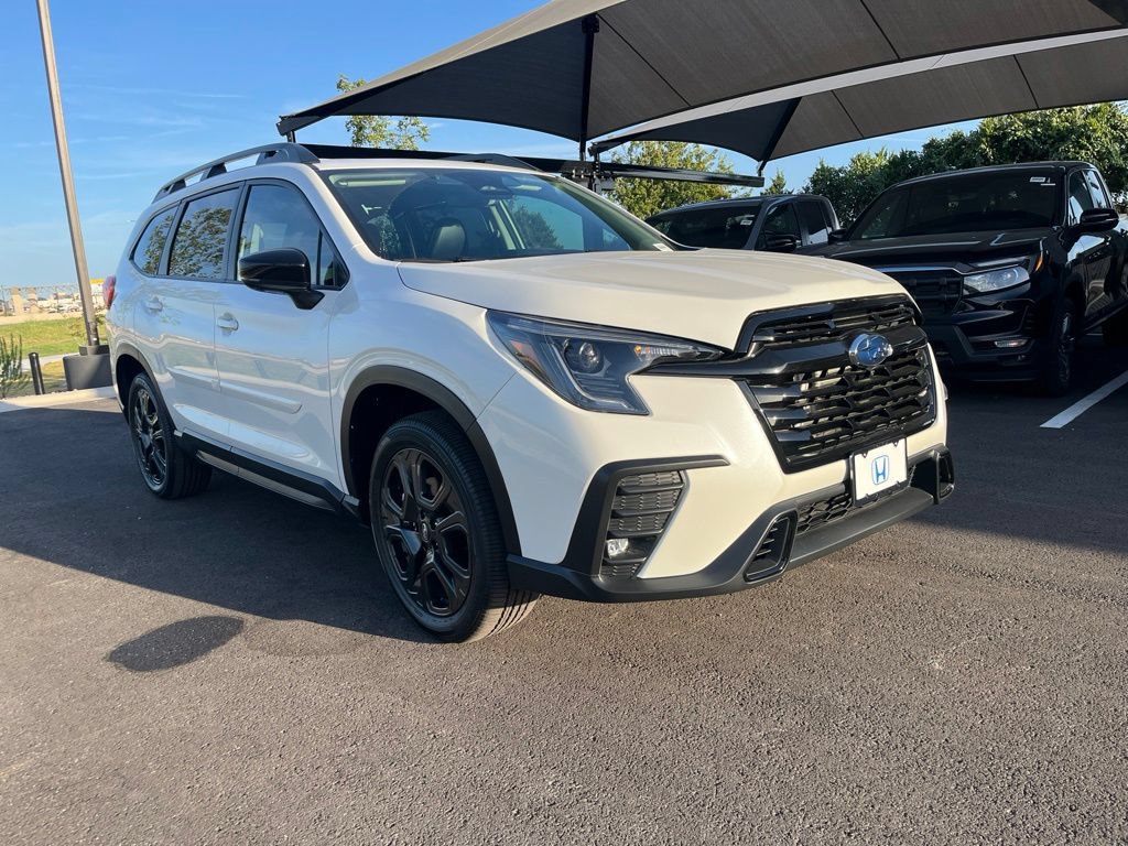 Used 2026 Subaru Ascent Bronze Edition AWD/4WD image 2
