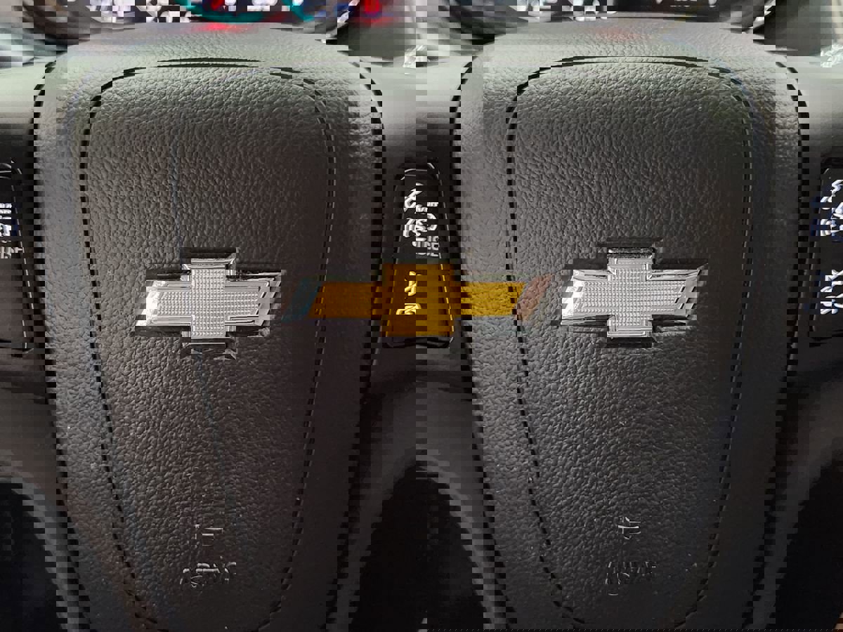 Used 2022 Chevrolet Trax LS w/ Tint and Cruise Package image 47