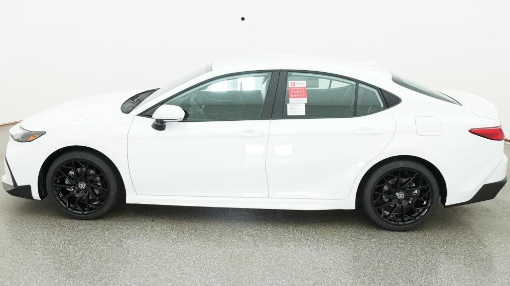 New 2026 Toyota Camry SE FWD image 5