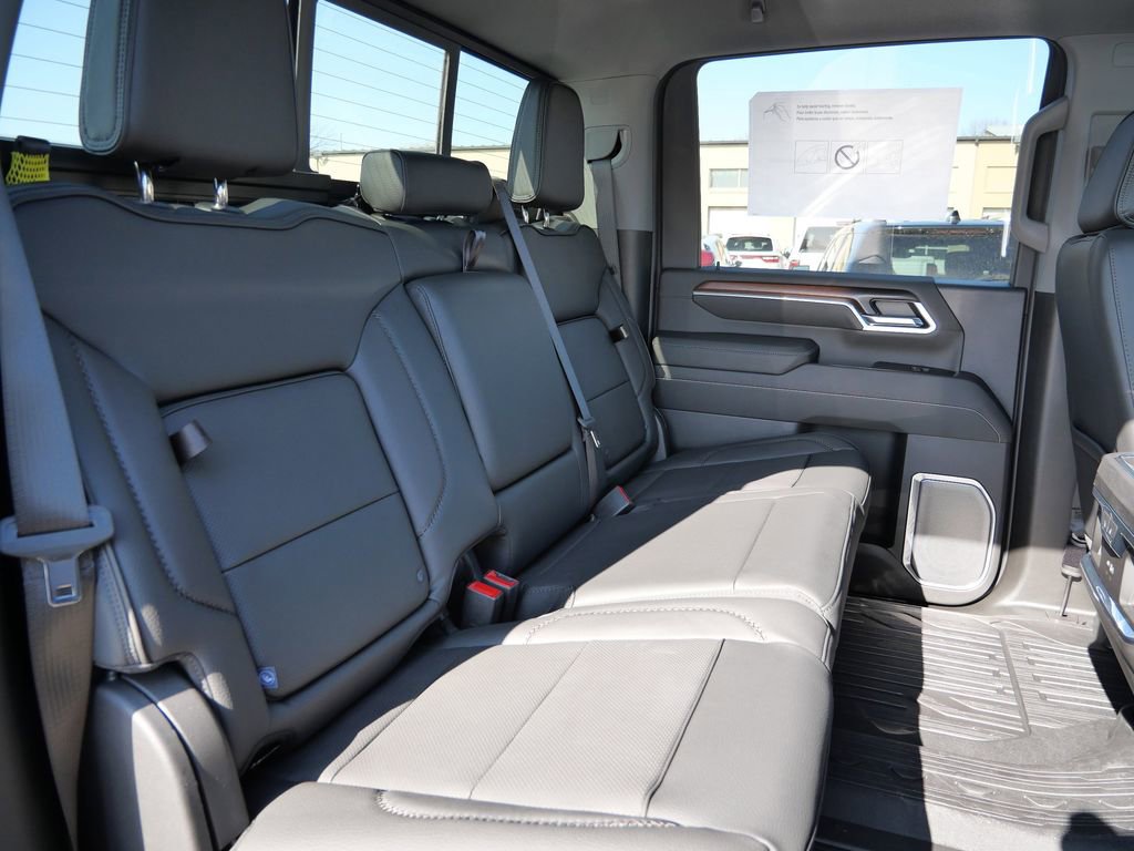 New 2026 GMC Sierra 3500 Denali w/ Denali Reserve Package image 25
