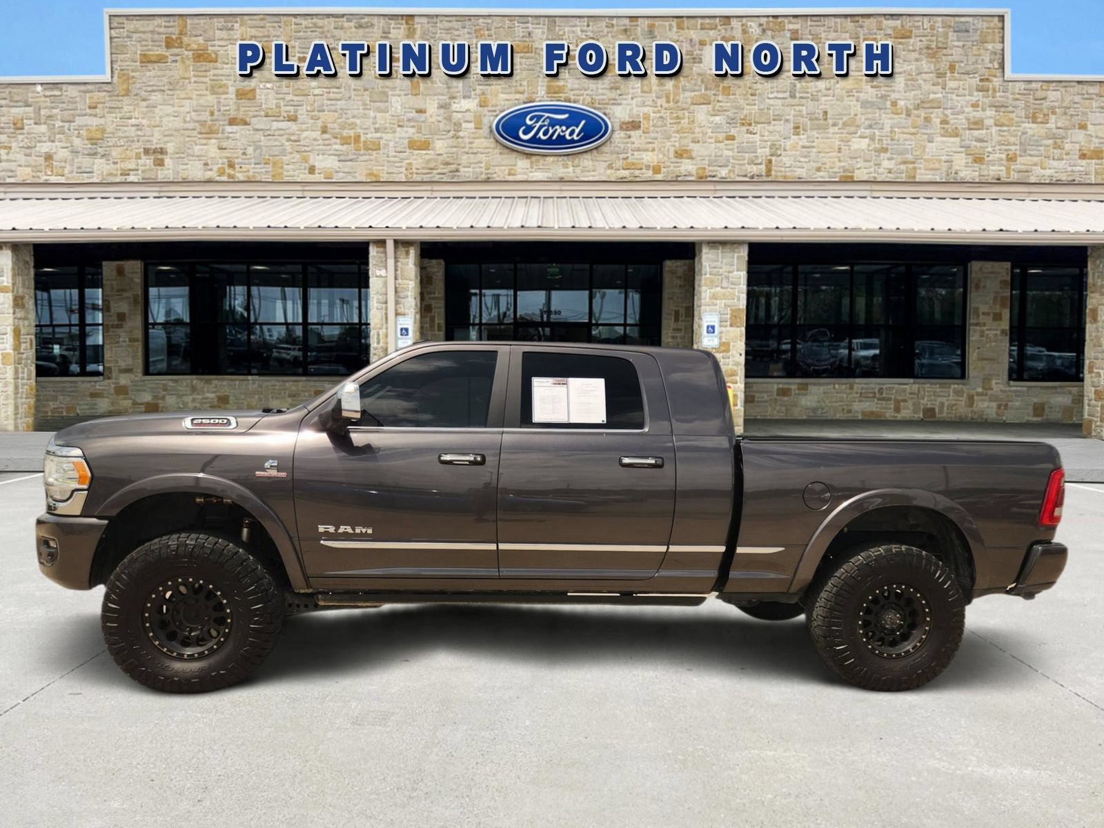 Used 2019 RAM 2500 Limited AWD/4WD image 3