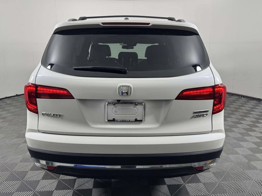 Used 2017 Honda Pilot Touring image 9
