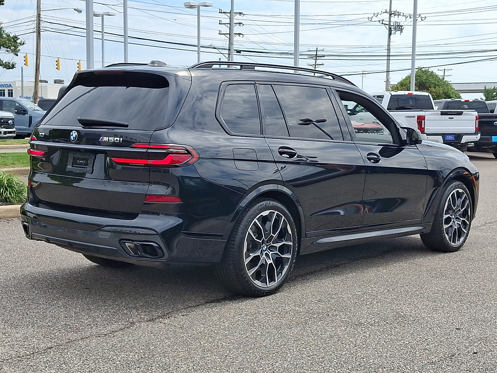 Used 2025 BMW X7 M60i w/ Executive Package AWD/4WD image 11