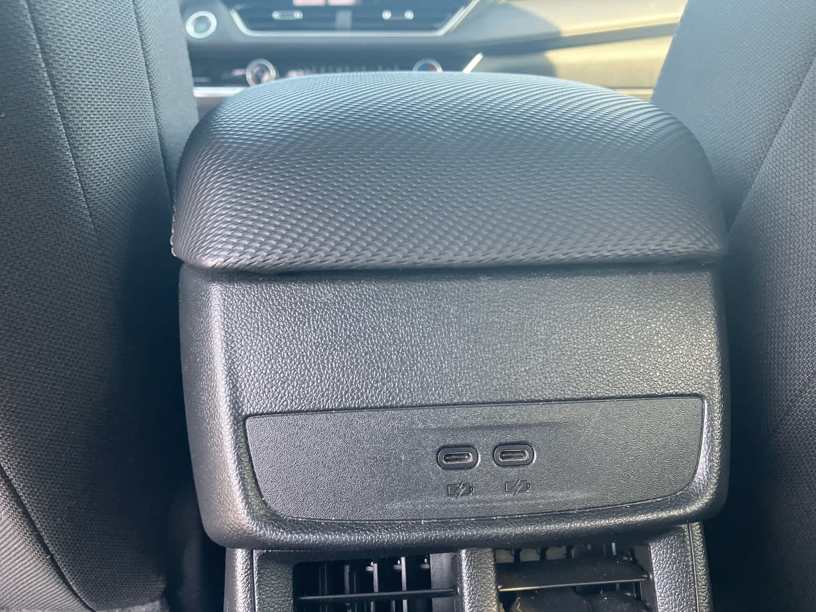 Used 2025 Chevrolet Equinox LT w/ Safety and Technology Package FWD image 33