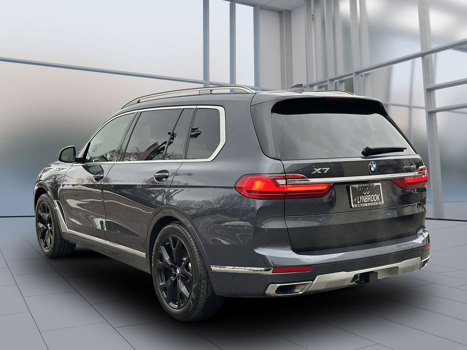 Used 2022 BMW X7 xDrive40i w/ Premium Package image 7