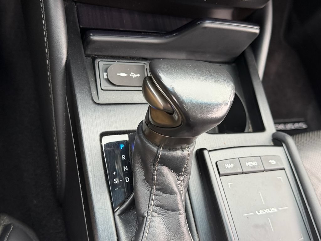 Used 2019 Lexus ES 350 w/ Accessory Package 2 FWD image 23