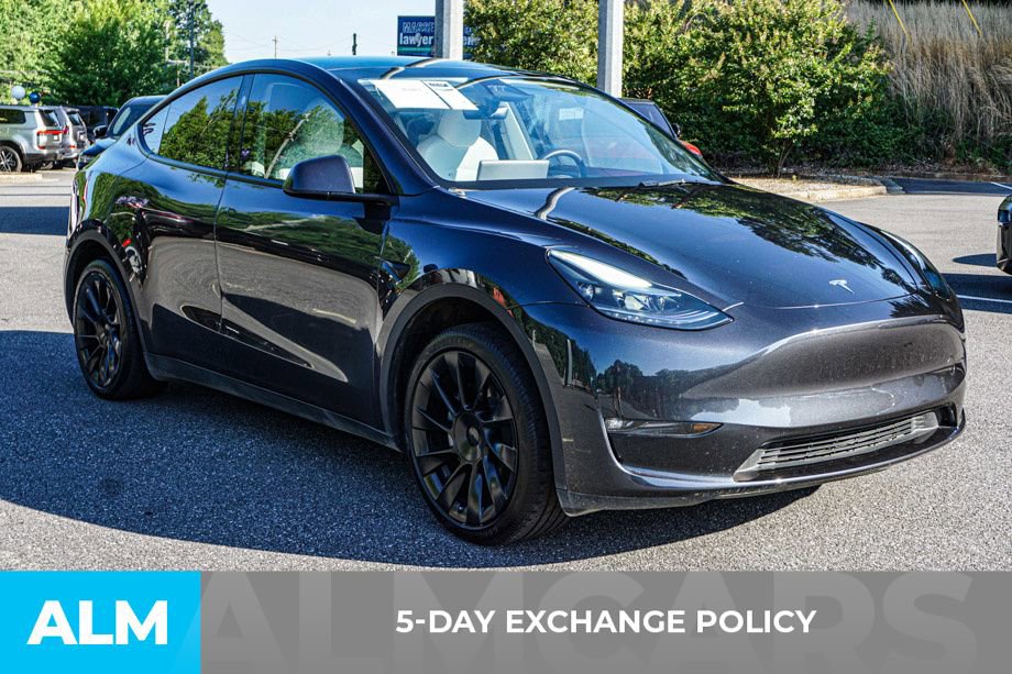 Used 2025 Tesla Model Y Long Range AWD/4WD image 4