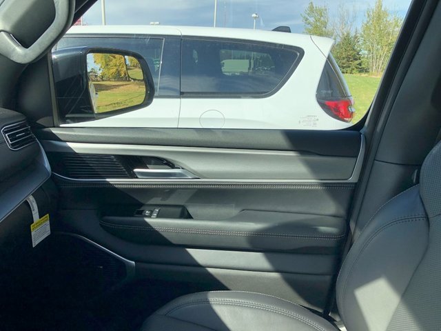 New 2025 Jeep Wagoneer Series II w/ Convenience Group I image 11