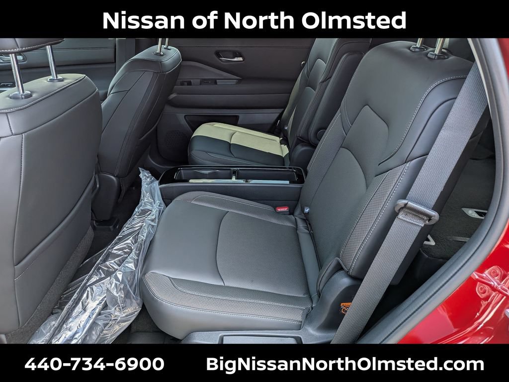New 2026 Nissan Pathfinder SL w/ SL Premium Package AWD/4WD image 18
