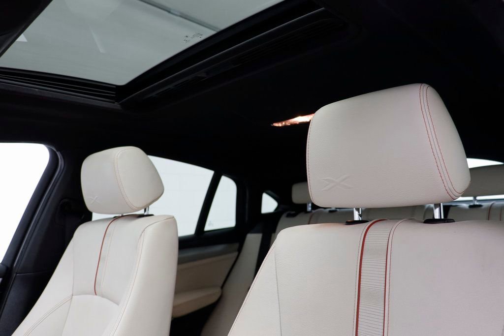 Used 2018 BMW X4 xDrive28i image 13