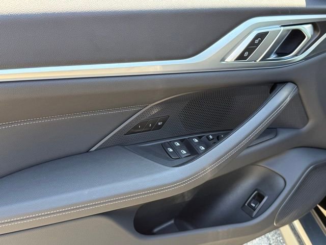Used 2025 BMW i4 eDrive40 w/ Parking Assistance Package image 18