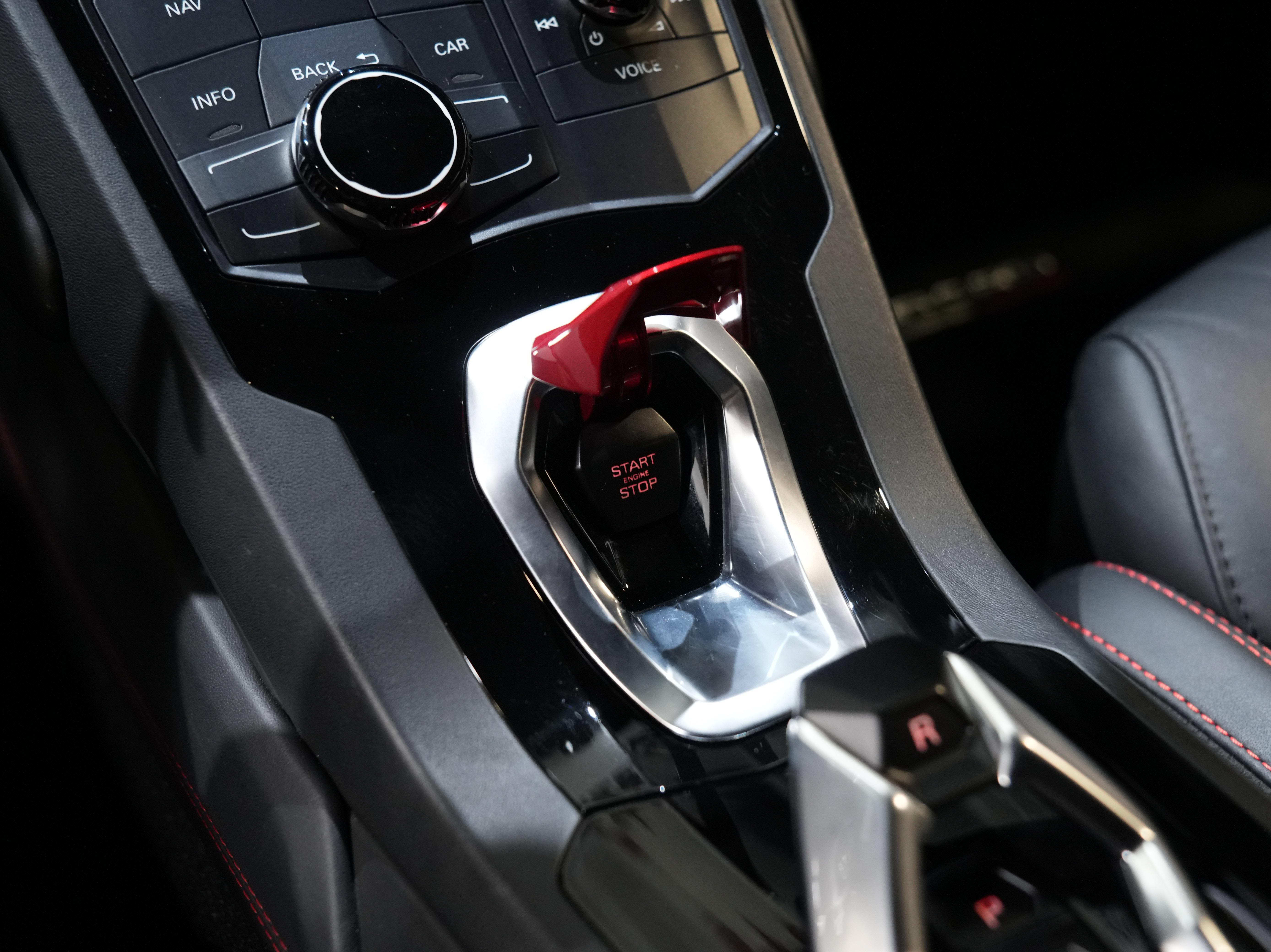 Used 2018 Lamborghini Huracan LP 610-4 AWD/4WD image 44