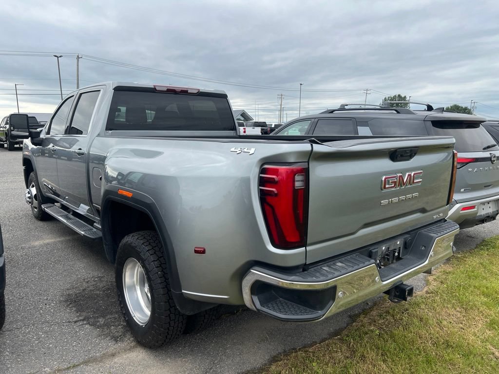 Certified 2024 GMC Sierra 3500 SLE w/ SLE Value Package AWD/4WD image 4