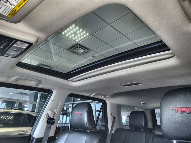 Used 2022 Toyota 4Runner TRD Off-Road Premium image 22