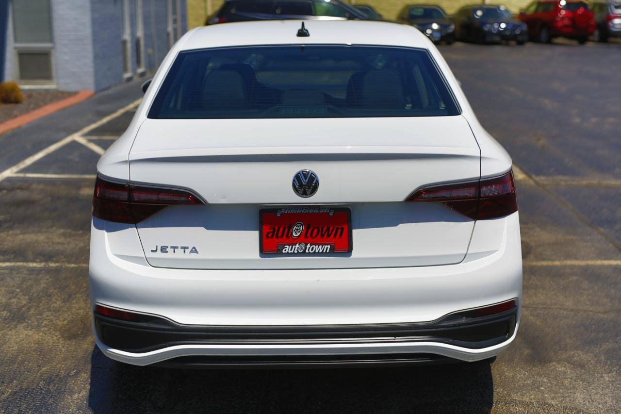 Used 2024 Volkswagen Jetta S FWD image 15