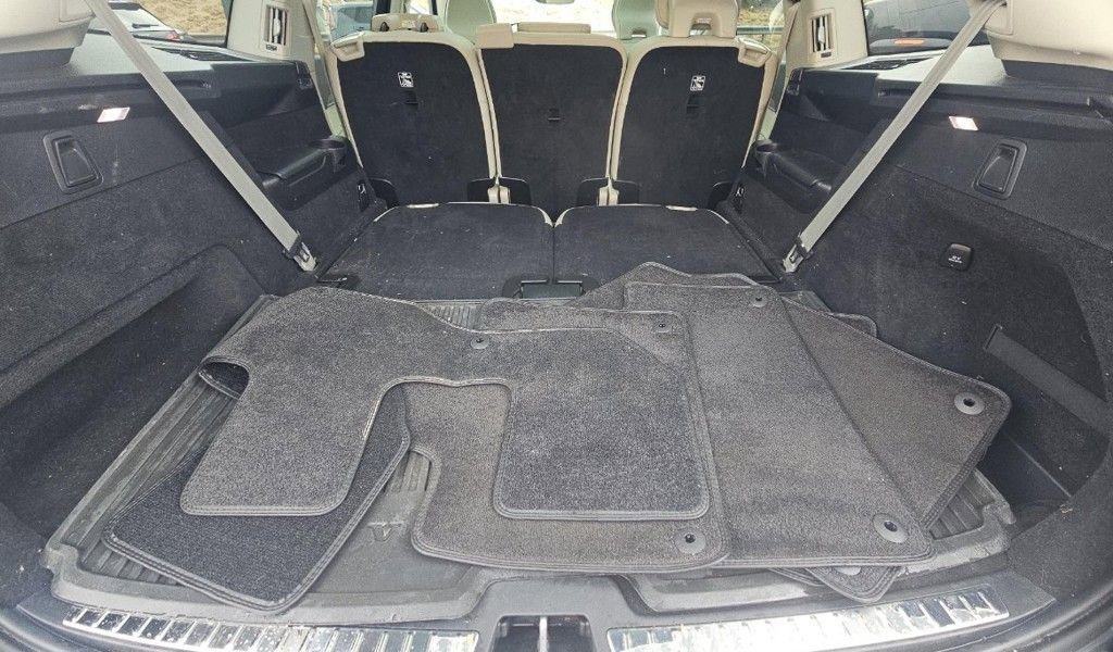 Used 2023 Volvo XC90 B6 Plus w/ Protection Package Premier image 15