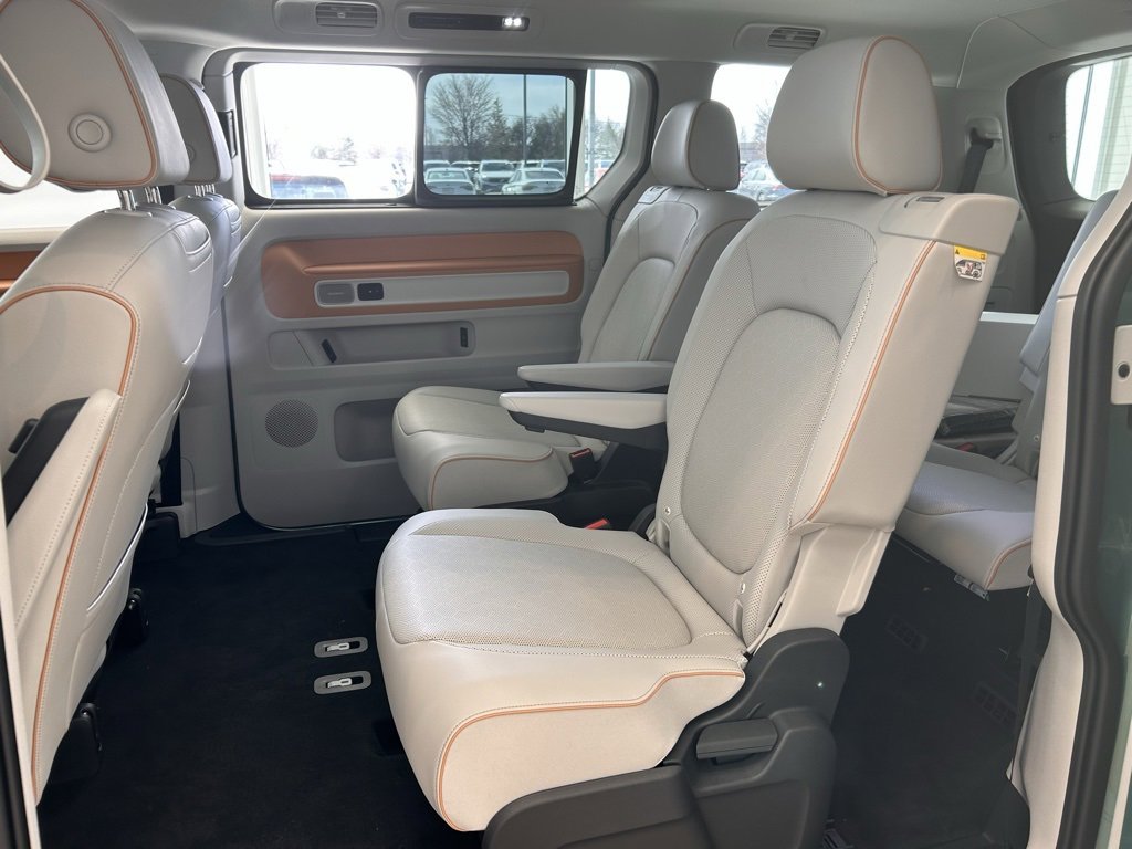 New 2025 Volkswagen ID. Buzz 1st Edition image 14