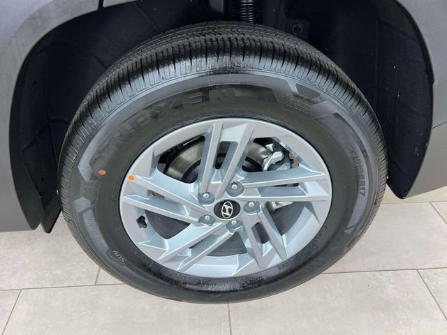 Used 2026 Hyundai Tucson SE image 8