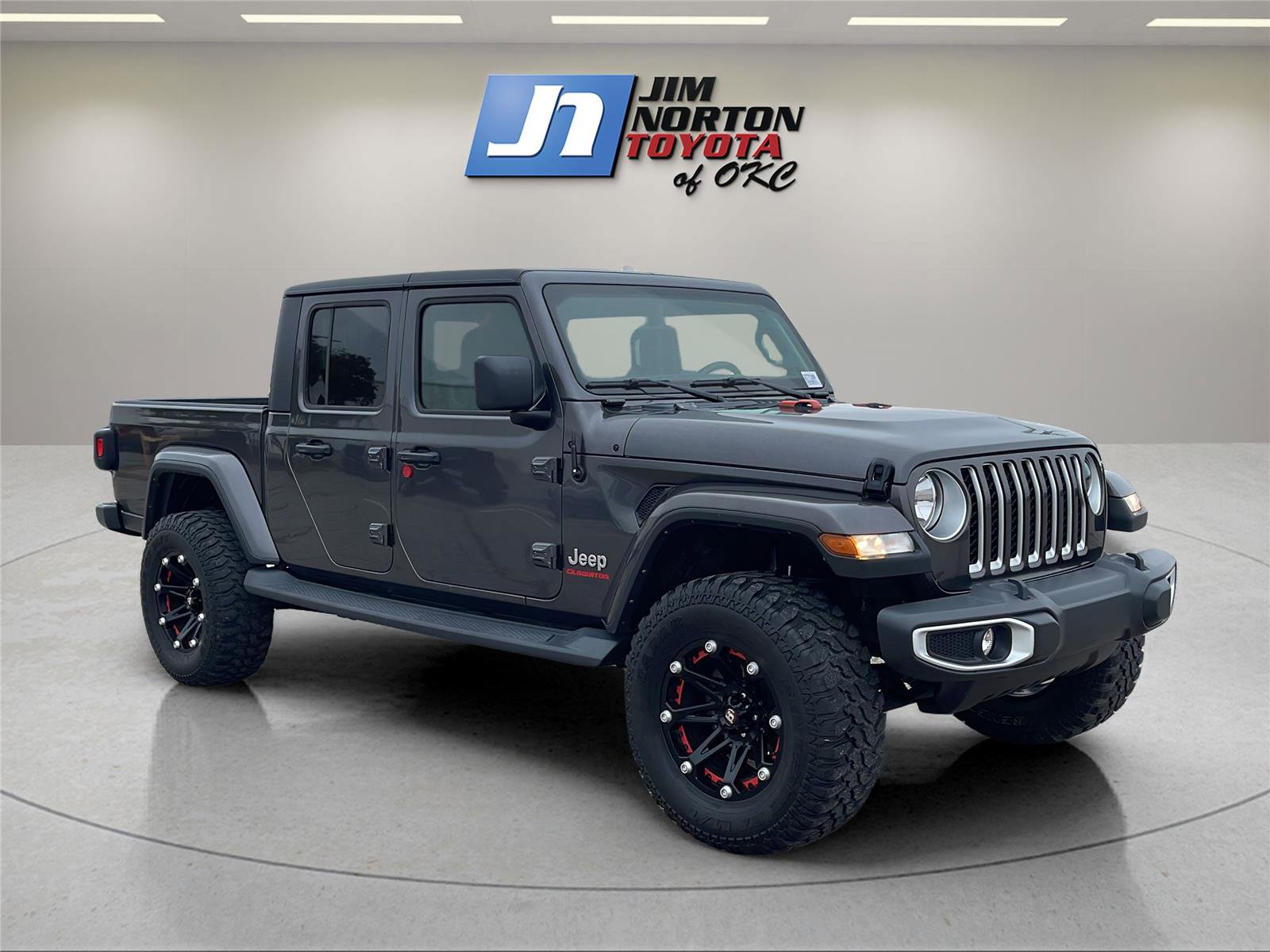 Used 2021 Jeep Gladiator Overland w/ Popular Equipment Package image 3