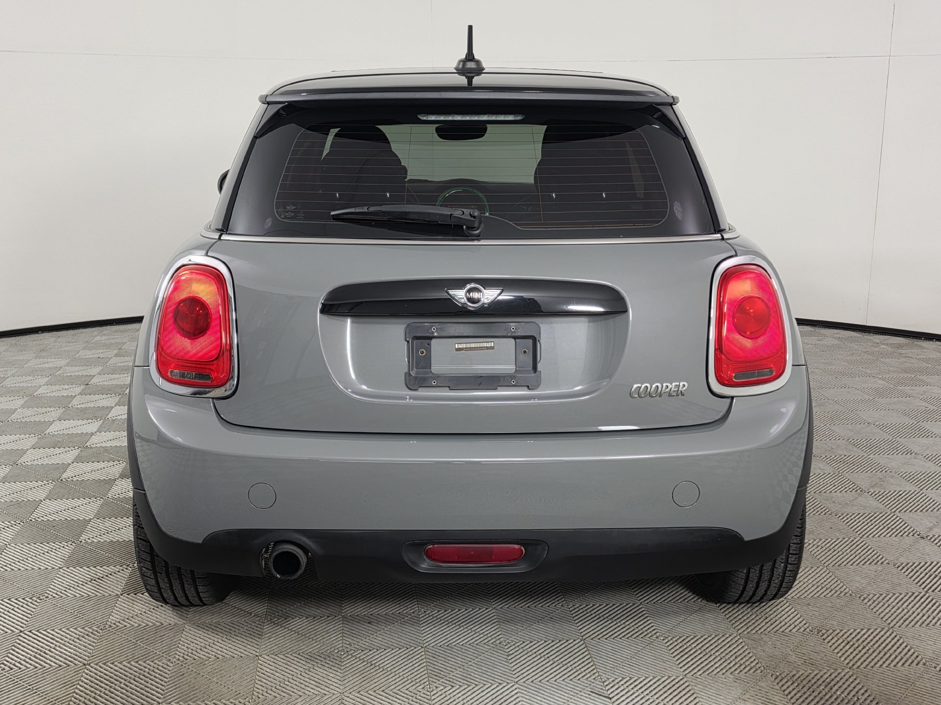 Used 2016 MINI Cooper 2-Door Hardtop FWD image 30