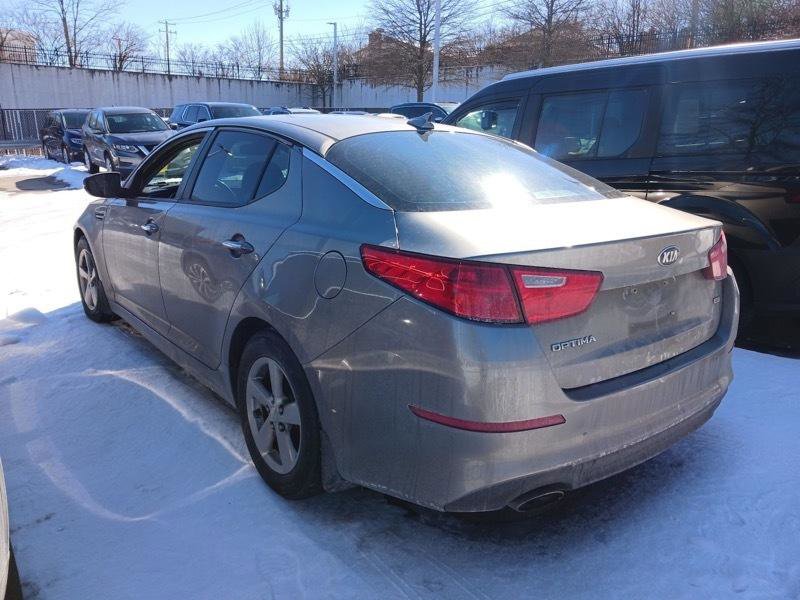 Used 2015 Kia Optima LX image 3