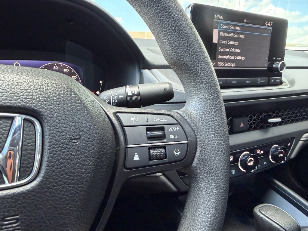 Used 2025 Honda Accord SE image 27