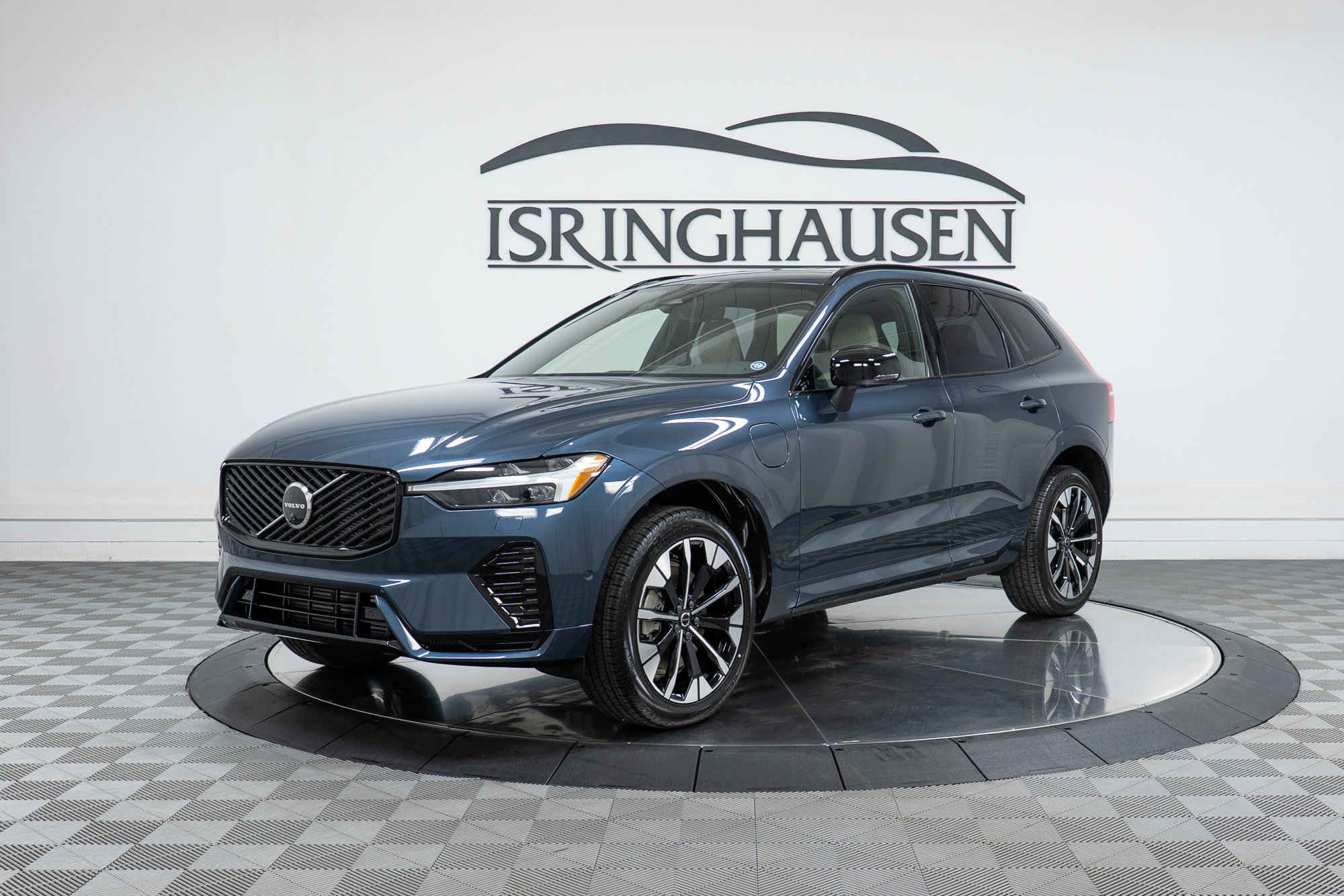 New 2026 Volvo XC60 T8 Plus w/ Climate Package AWD/4WD image 1