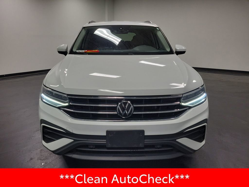 Used 2023 Volkswagen Tiguan S image 3